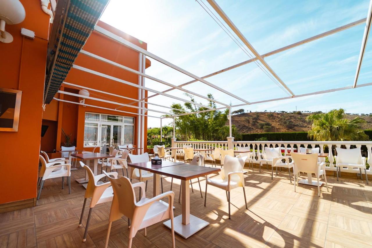 Hotel Kampaoh Costa del Sol Almayate Bajo Esterno foto